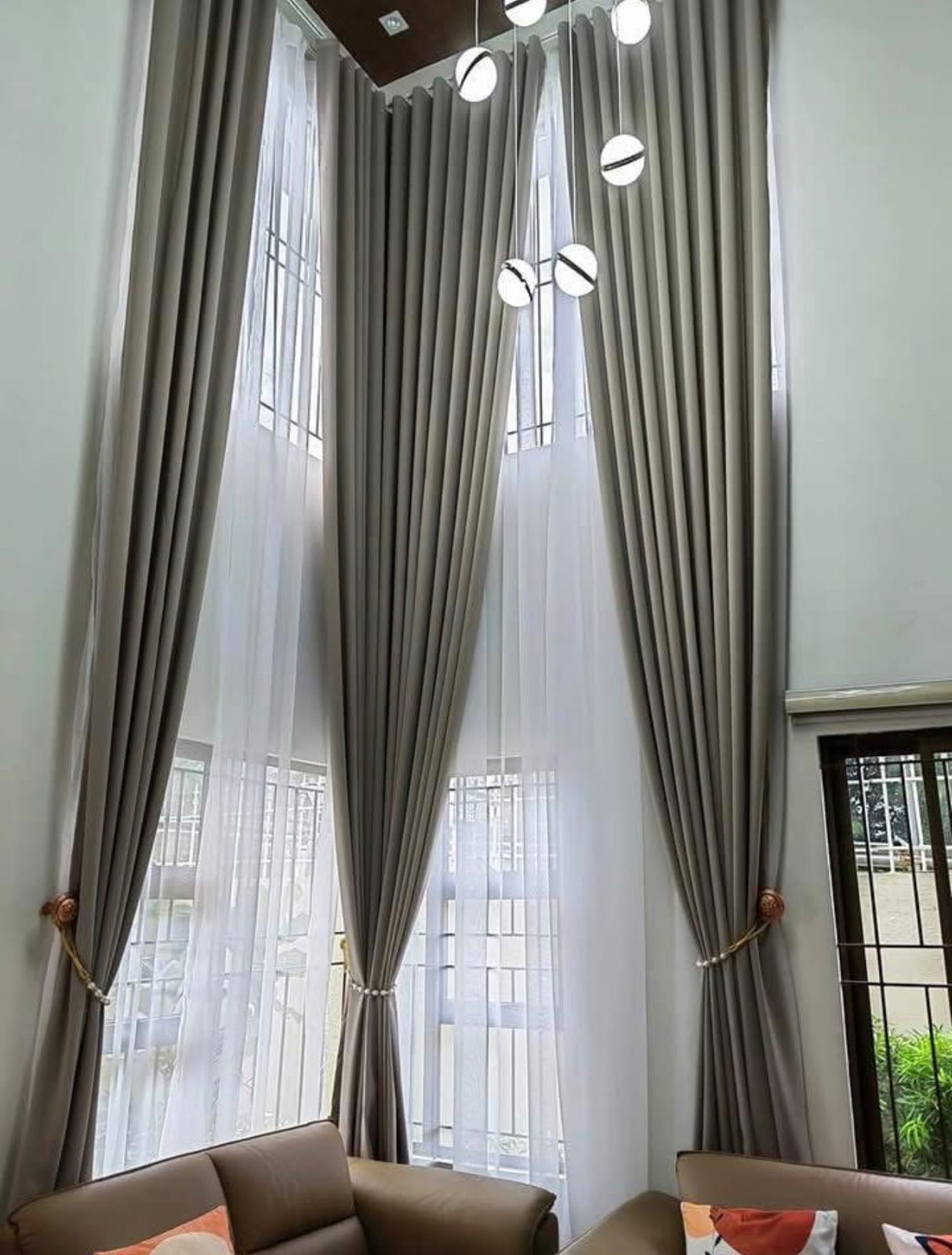 Kitchen blinds