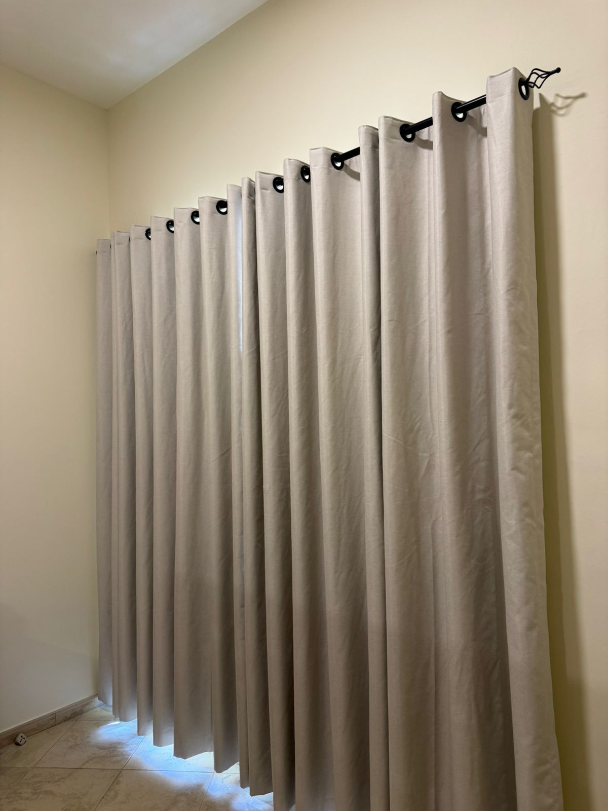 Kitchen blinds